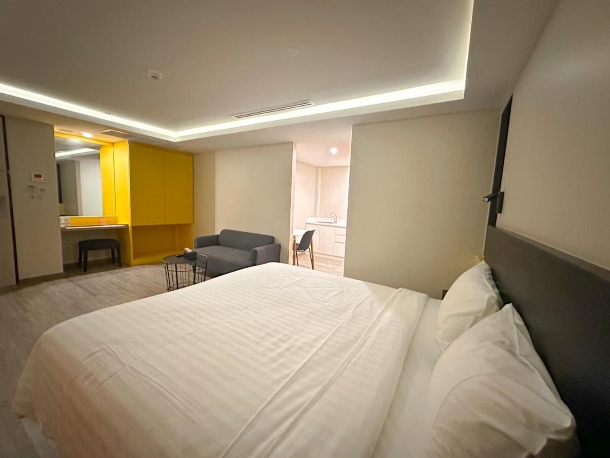 Hotel Z Zpaze Bangkok Luaran gambar